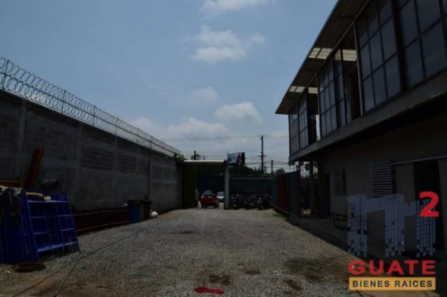 Ofibodega de 400 m2 de construcción, en Renta, Zona 13 - Miniatura 3