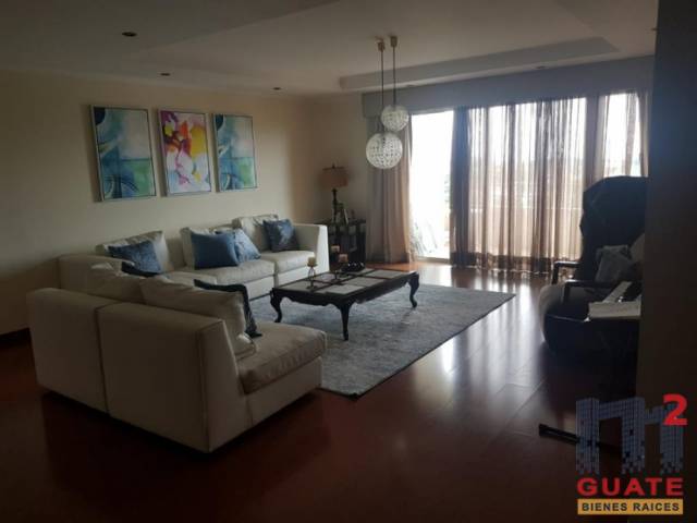 Apartamento de 264 m2 de construcción en Venta, Zona 15 - Miniatura 6
