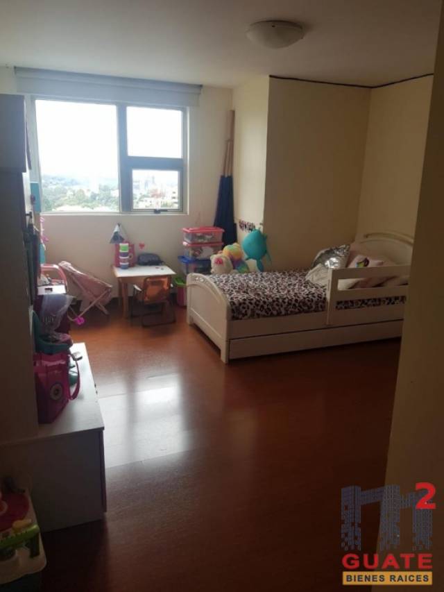 Apartamento de 264 m2 de construcción en Venta, Zona 15 - Miniatura 10