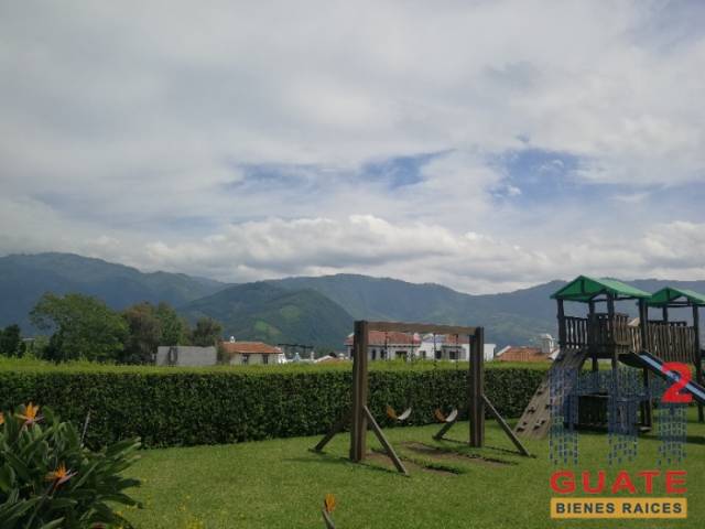 Terreno de 420 m2 de terreno, en Venta, Antigua Guatemala - Miniatura 2