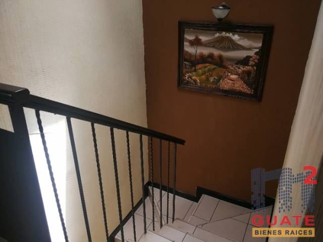 Casa en condominio de 175 m2 de construcción en Venta, Mixco - Image 2