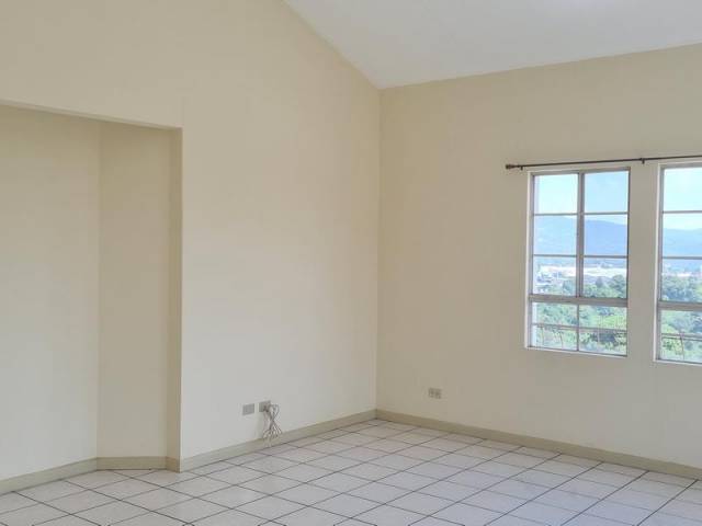 Apartamento en Renta Zona 13 Monte Azul - Image 2