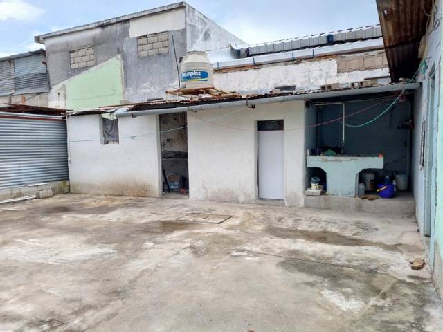 Terreno en Renta Zona 11 Carabanchel, uso comercial - Miniatura 3