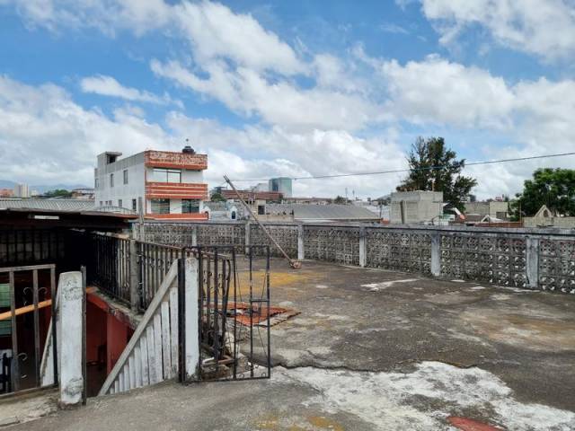 Edificio en Venta Zona 11 Colonia Roosevelt Guatemala - Image 4