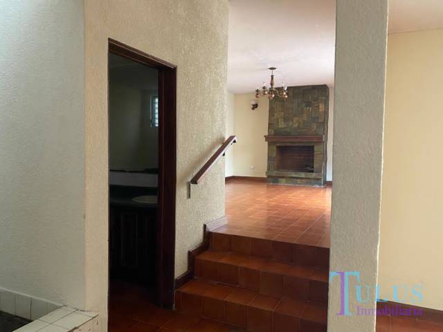 Casa en venta en zona 11 - Image 3