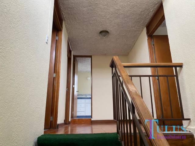 Casa en venta en zona 11 - Image 4