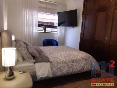 Apartamento de 65 m2 de construcción en Renta, Zona 10 - Image 1