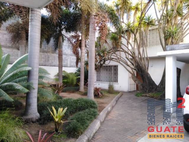 Casa de 300 m2 de construcción, en Renta Zona 13 - Image 4