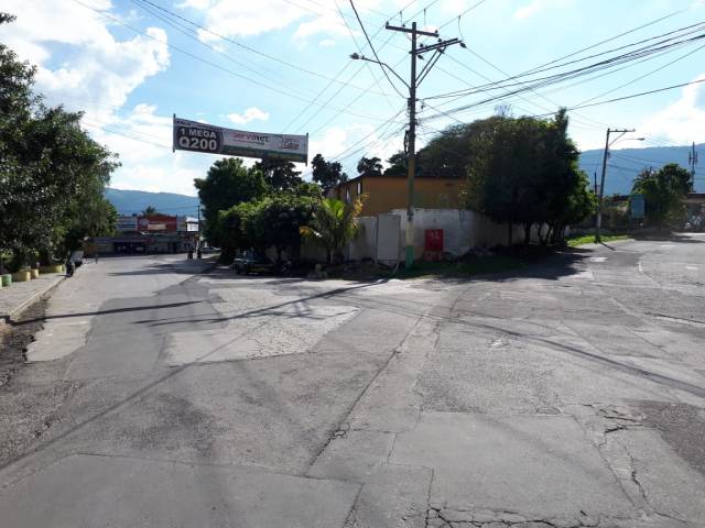 PROPIEDAD EN RENTA EN LA ENTRADA DE AMATITLAN - Image 1