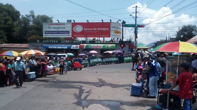 PROPIEDAD EN RENTA EN LA ENTRADA DE AMATITLAN - Image 4