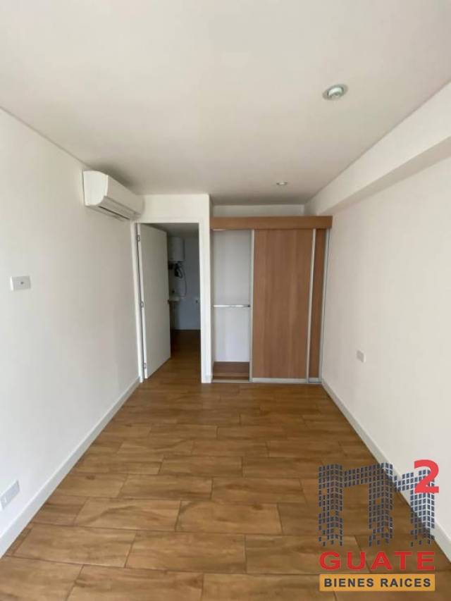 Apartamento de 59.48 m2 de construcción en Venta, Zona 04 - Image 2