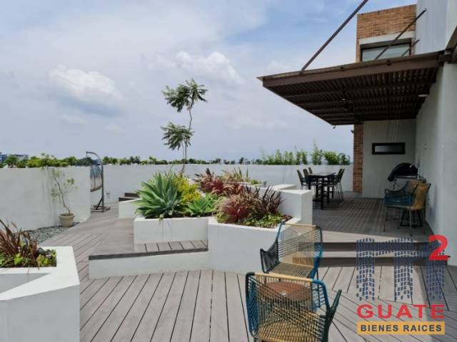 Apartamento de 118 m2 de construcción en Venta, Zona 10 - Image 1