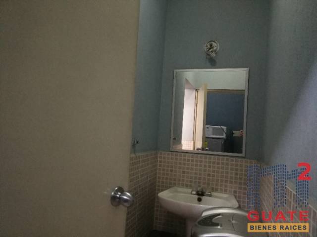 Casa de 399.9 m2 de construcción en Venta, Zona 13 - Image 5