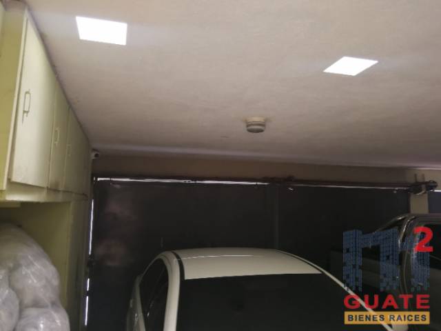Casa de 399.9 m2 de construcción en Venta, Zona 13 - Miniatura 9