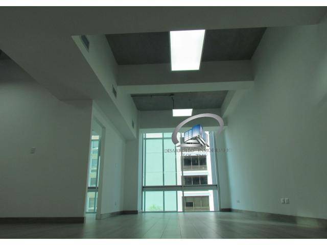 OFICINA EN ALQUILER EDIFICIO INSIGNE ZONA 15. - Image 2