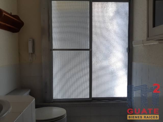 Apartamento de 104 m2 de construcción en Venta, Zona 14 - Image 4