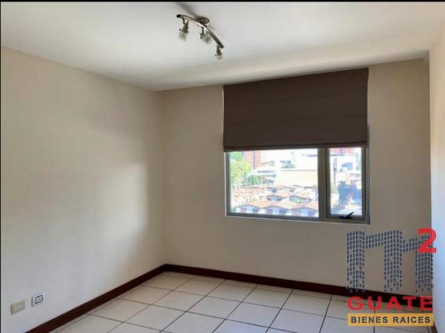 Apartamento de 155 m2 de construcción en Renta, Zona 10 - Image 5