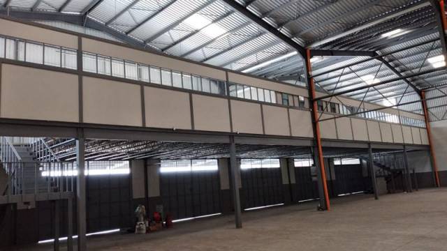 RENTO AMPLIA OFIBODEGA EN ESCUINTLA, $8,895.00 INF. LUCY BARRAZA 55359756 - Image 2