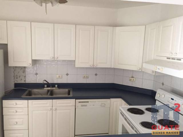 Apartamento de 130 m2 de construcción en Renta, Zona 10 - Image 3