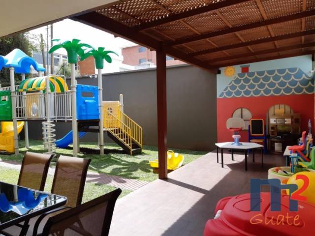 Apartamento de 132.89 m2 de construcción en Venta, Zona 15 - Miniatura 8