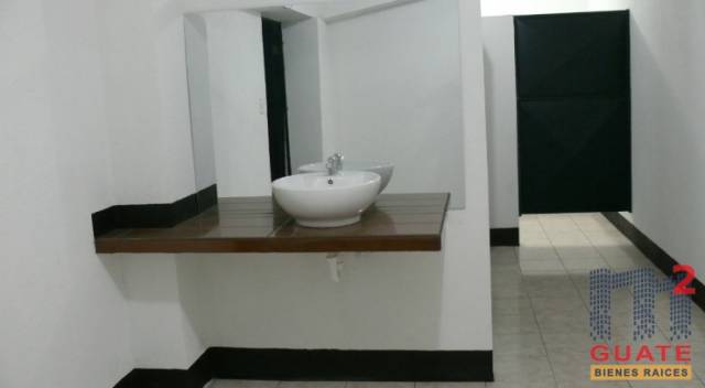 Ofibodega de 675 m2 de construcción en Renta, Zona 18 - Miniatura 5