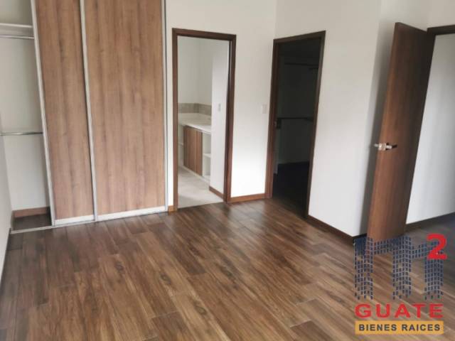 Apartamento de 170 m2 de construcción en Renta, Zona 10 - Miniatura 6