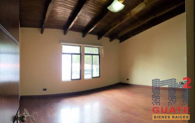 Casa de 214 m2 de construcción en Renta, Zona 14 - Image 2