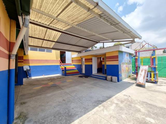 OFIBODEGA O COLEGIO EN RENTA EN SAN CRISTÓBAL - Image 4