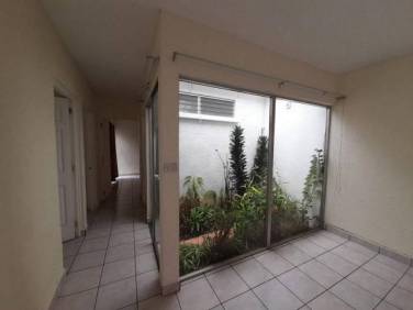 Casa en Alquiler Zona 16 Ciudad Guatemala, condominio - Image 1