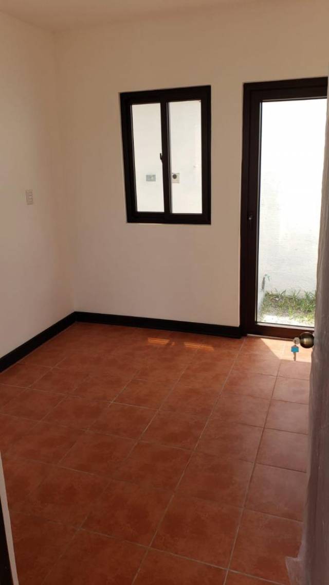 CityMax Antigua vende casa en Barrio Las Campanas - Miniatura 5