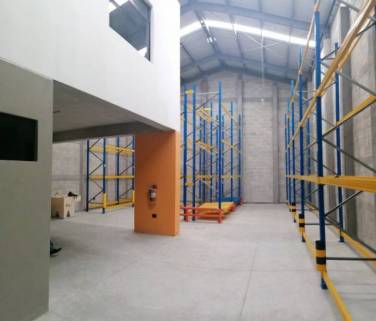 Bodegas en Parque Las Tunas Internaranjo Empresarial - Image 1