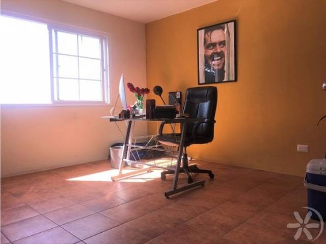 Vendo Amplia casa en Jardines de Arrazola km 19.5 Fraijanes, - Miniatura 6