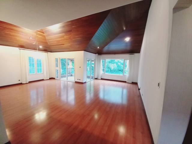 APARTAMENTO EN RENTA EN ZONA 16 - Image 2