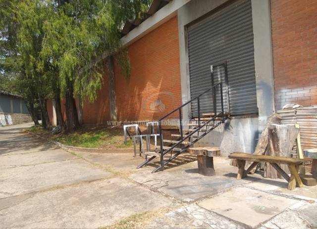 PROPIEDAD EN VENTA SOBRE LA AGUILAR BATRES ZONA 12 - Miniatura 3