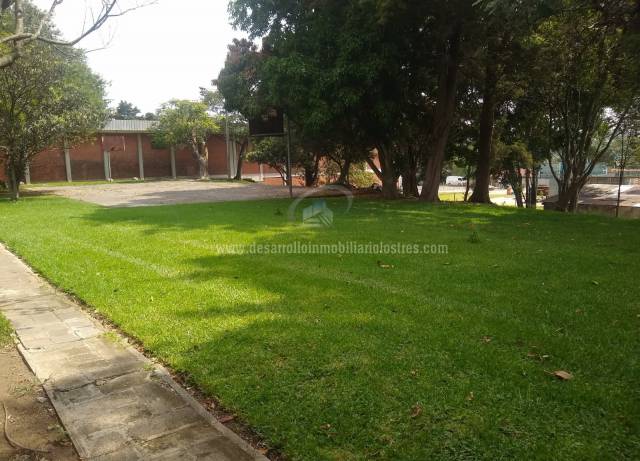 PROPIEDAD EN VENTA SOBRE LA AGUILAR BATRES ZONA 12 - Miniatura 11