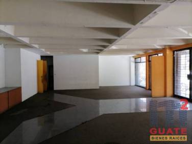 Local de 125 m2 de construcción en Renta, Zona 09 - Image 1