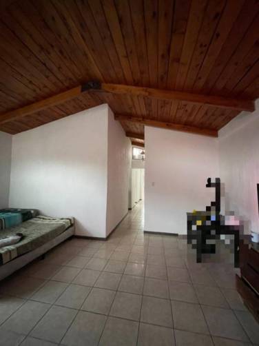 Casa en venta sector El Frutal , Villa Nueva - Image 1