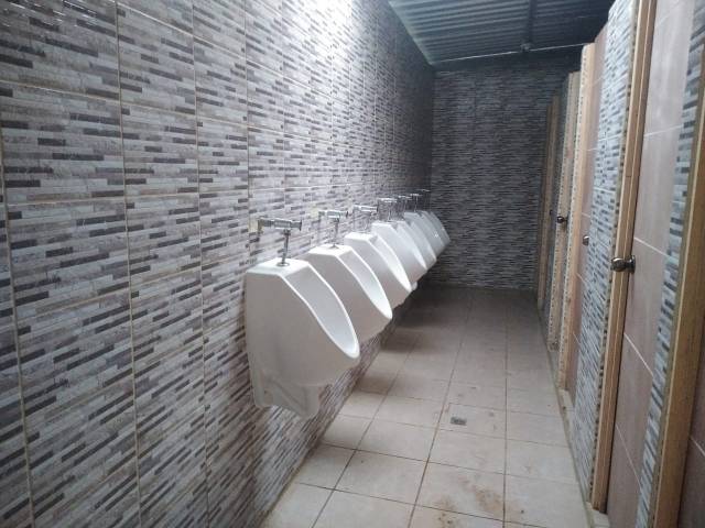 TERRENO CON EDIFICIO EN VENTA SOBRE CARRETERA INTERAMERICANA - Miniatura 4