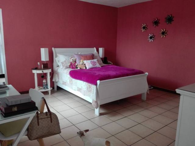 CASA EN VENTA CON SUELO COMERCIAL ESCUADRILLA ZONA 2 MIXCO - Image 2