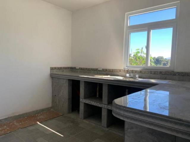 CityMax Antigua Hermosa casa venta Z. 8 Mixco - Image 4