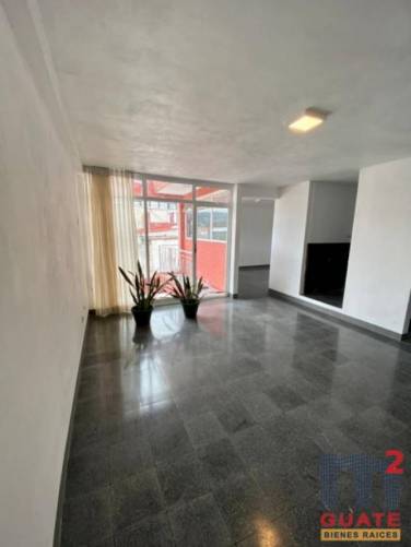 Apartamento de 70 m2 de construcción en Renta, Zona 10 - Image 1