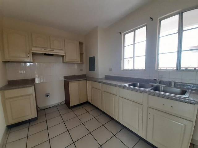 Apartamento en Venta o Renta Zona 13 Monte Azul - Image 5