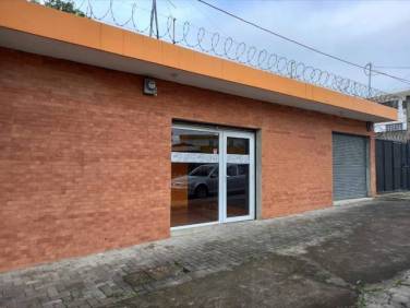 Local Comercial ideal para oficinas en San Cristóbal - Image 1