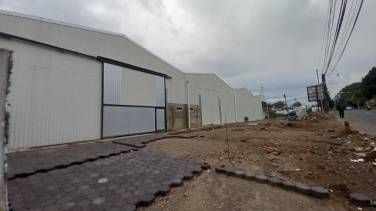 Bodega Comercial en Renta en San Cristóbal - Image 1
