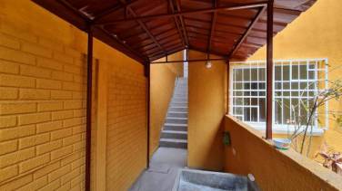Venta en Casa en zona 2 Altos de San Angel - Image 1