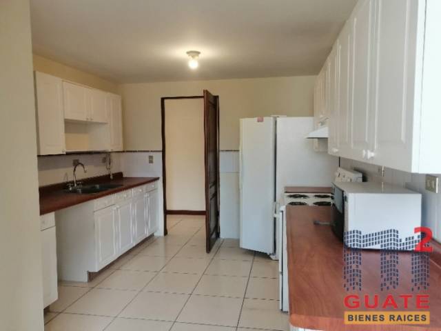 Apartamento de 179 m2 de construcción en Renta, Zona 14 - Image 2