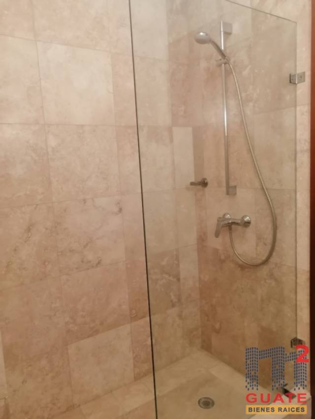 Apartamento de 120 m2 de construcción en Renta, Zona 15 - Miniatura 8