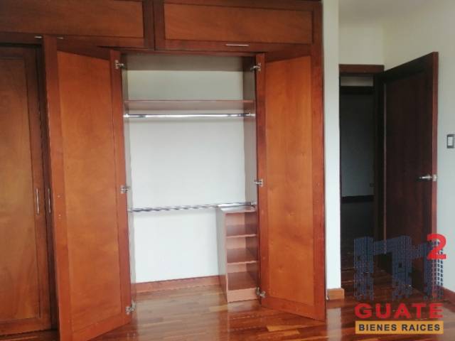 Apartamento de 120 m2 de construcción en Renta, Zona 15 - Miniatura 9