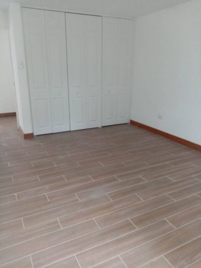 APARTAMENTO EN SAN LAZARO ZONA 15 GUATEMALA - Miniatura 7