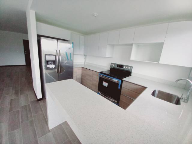 APARTAMENTO EN RENTA PARA ESTRENAR ZONA 14 - Image 2
